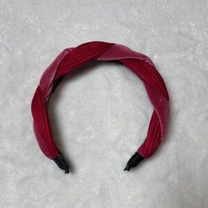 Twisted Velvet Headband in Burgundy